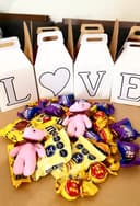 Cajita Love con chocolates, ositos y QR para música