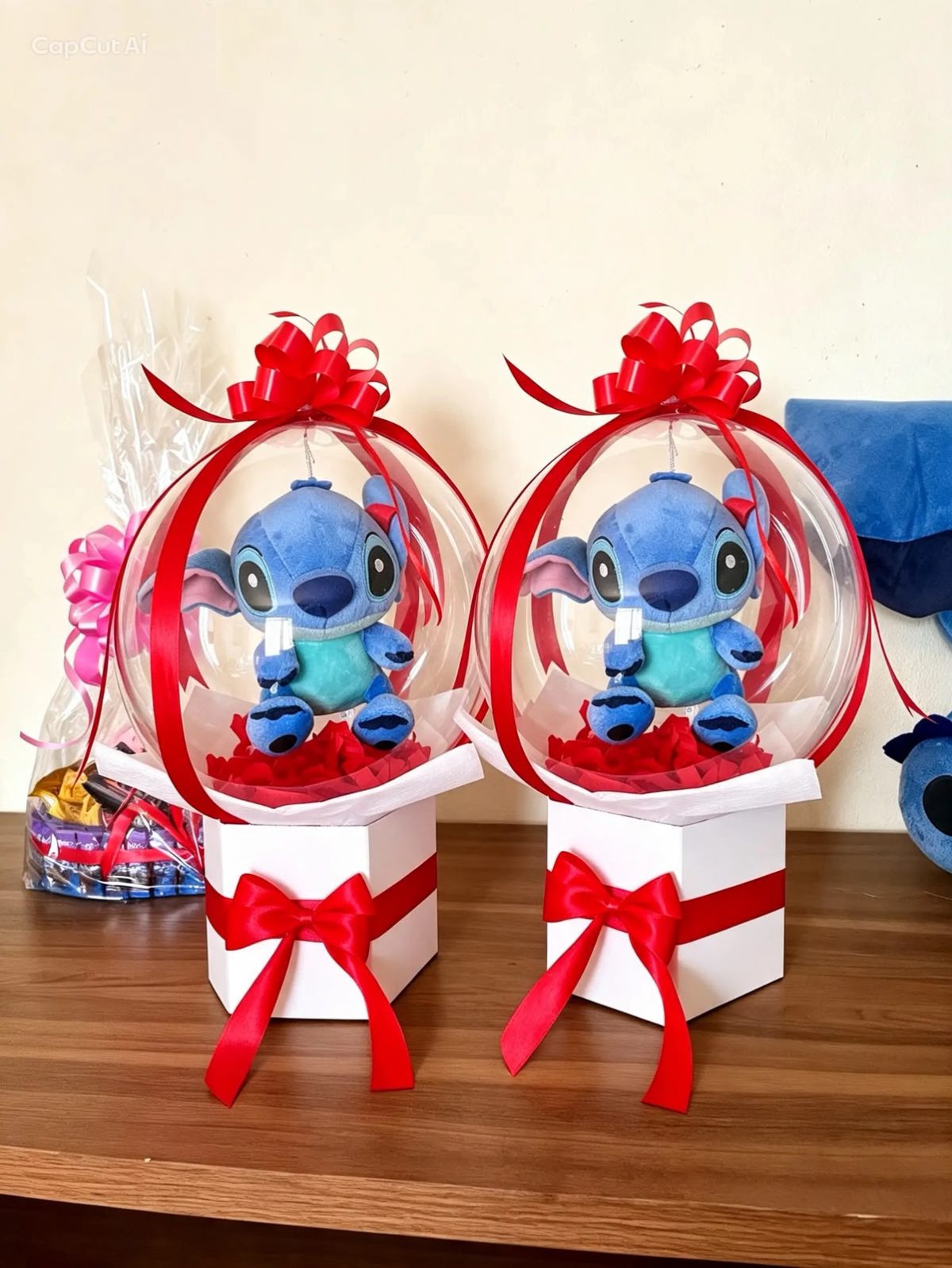 Globo burbuja con Stitch y caja de regalo